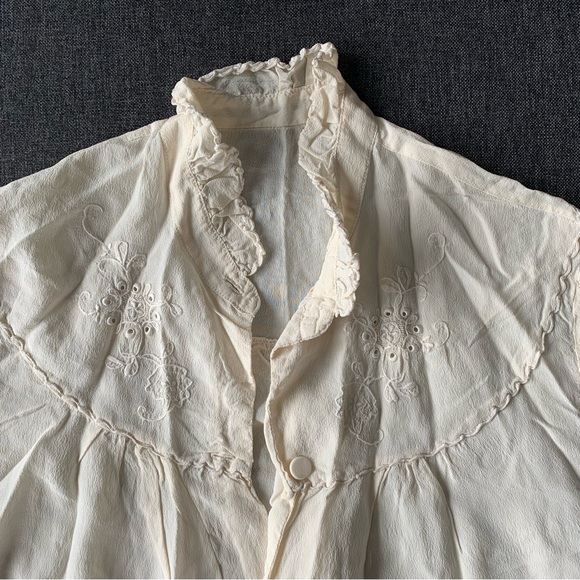 Cottage Core Victorian Shirt - Picture 2 of 11